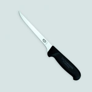 Couteau à éplucher lame usée 12 cm manche Noir (Victorinox)
